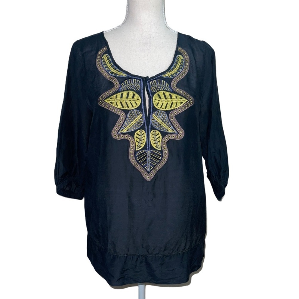 Vertigo Paris Black embroidery blouse